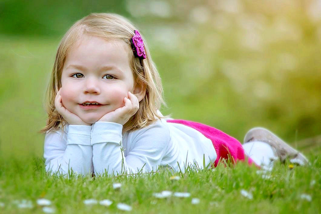 &copy; AvR Photography